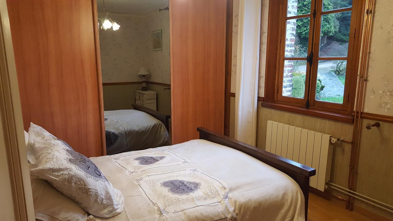 Bed and Breakfast Camden House Aubry-le-Panthou Esterno foto