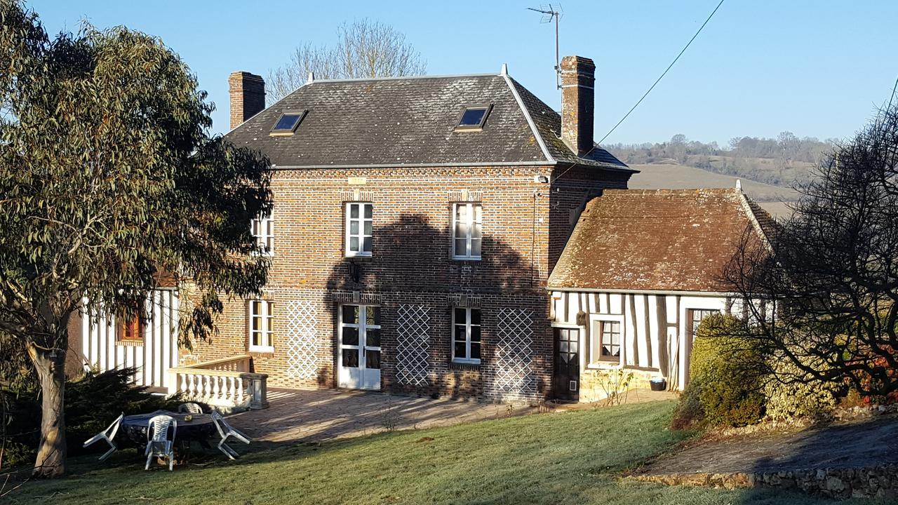 Bed and Breakfast Camden House Aubry-le-Panthou Esterno foto