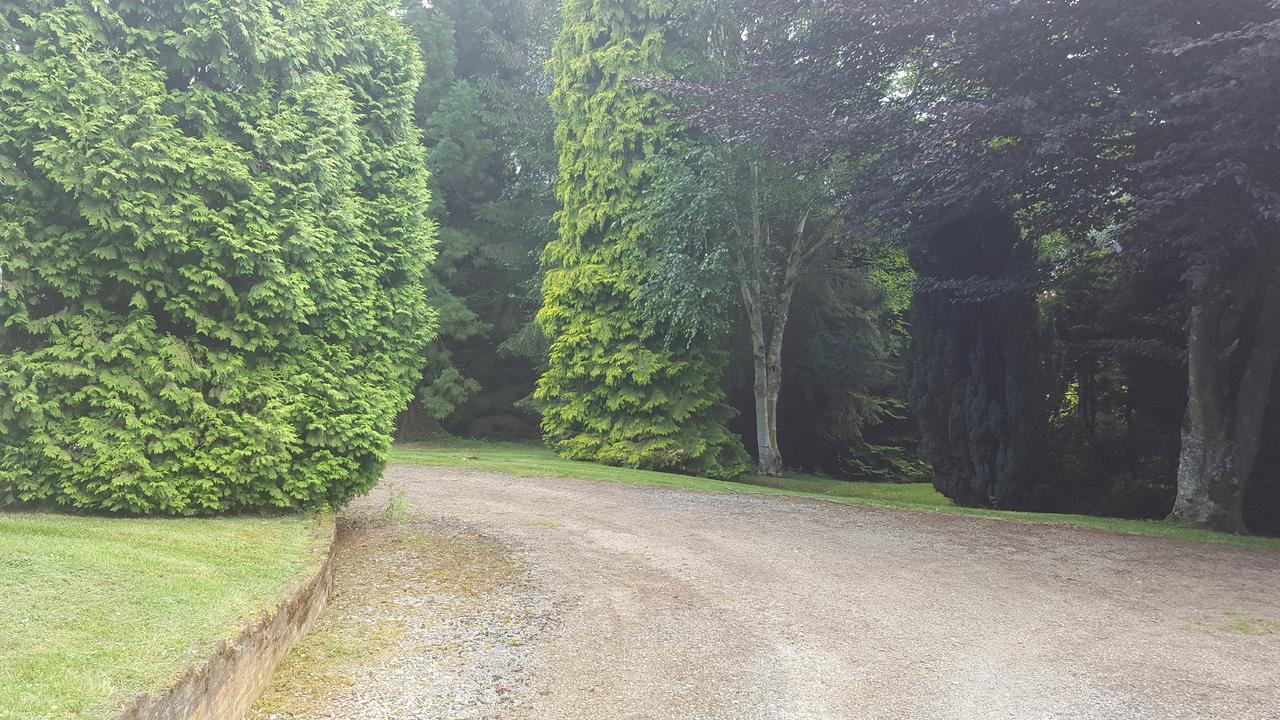 Bed and Breakfast Camden House Aubry-le-Panthou Esterno foto