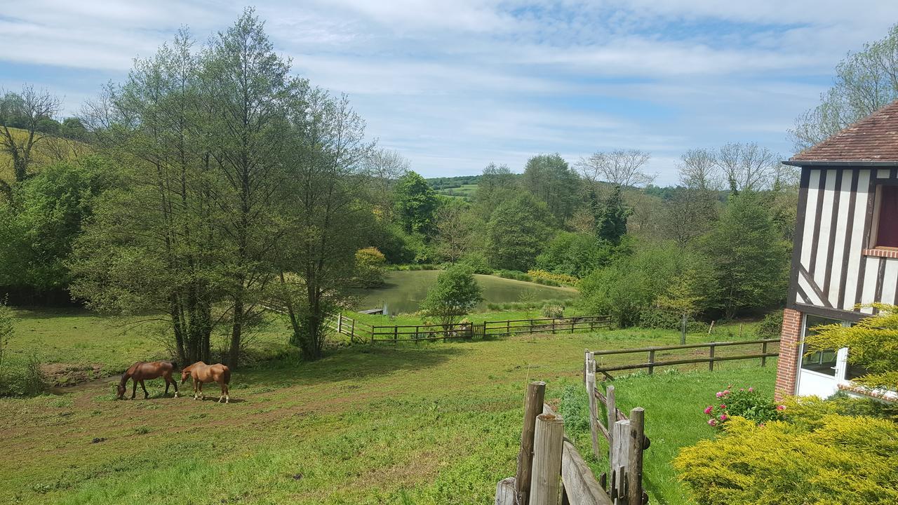 Bed and Breakfast Camden House Aubry-le-Panthou Esterno foto